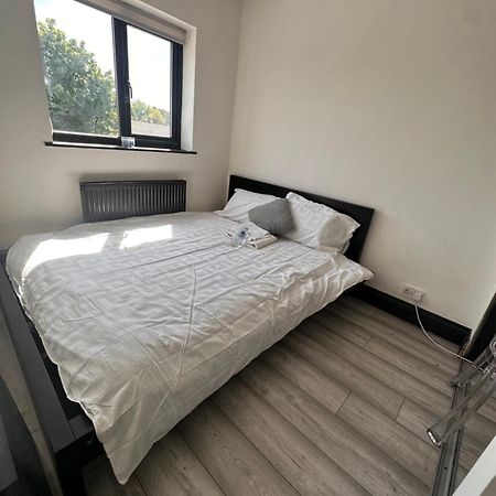 Spacious Double Near Train Station Birmingham Buitenkant foto