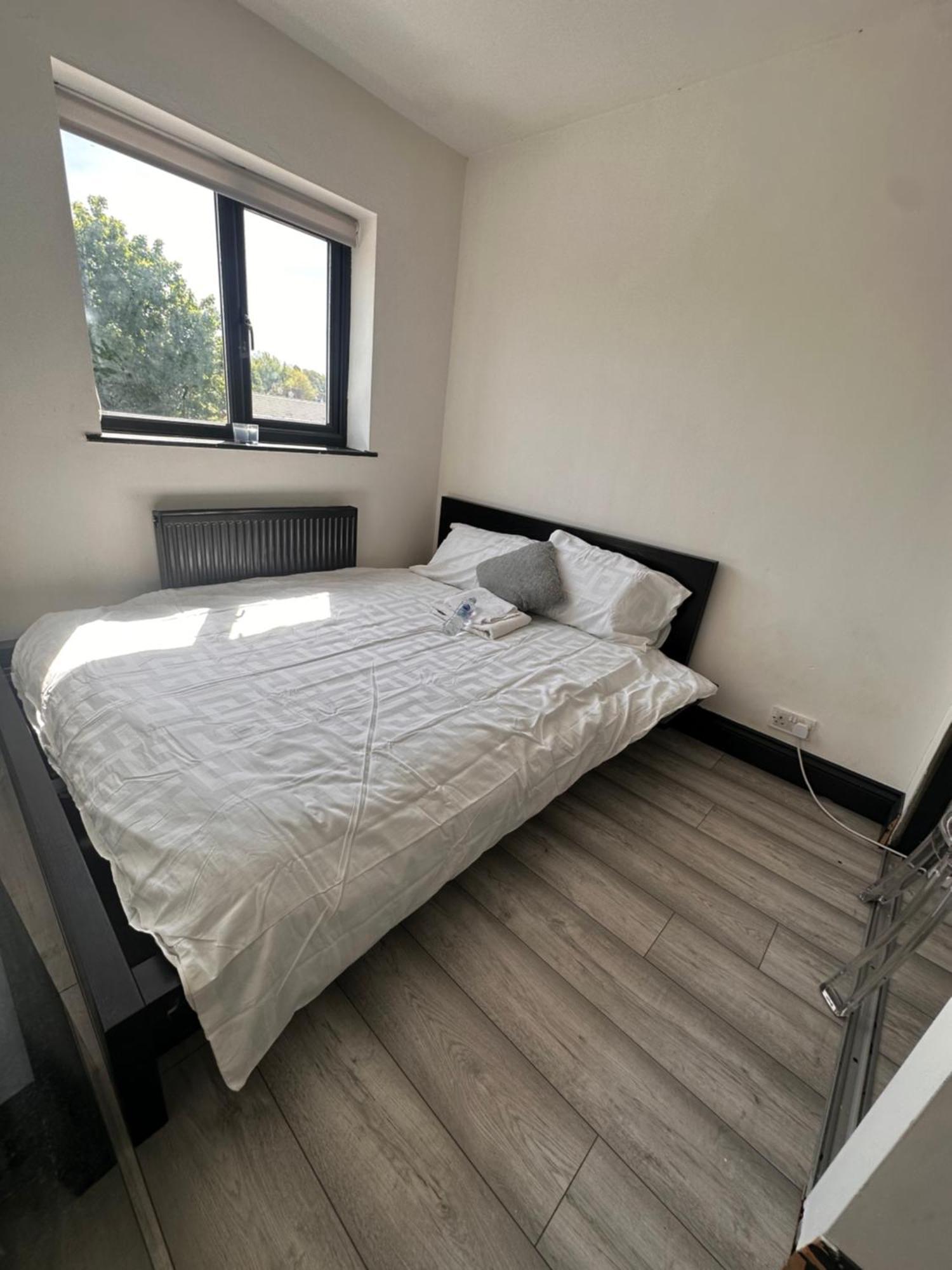 Spacious Double Near Train Station Birmingham Buitenkant foto